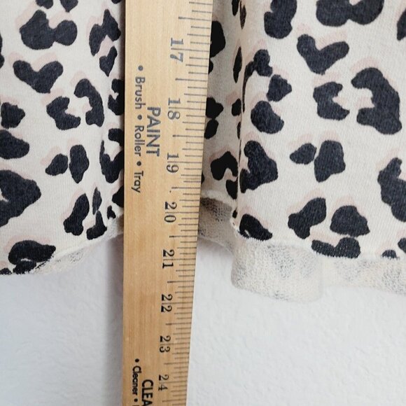 Lucky Brand Sz Large Women's Hooded Cropped Shirt Rolled Hem Animal Print Cream - Picture 4 of 9